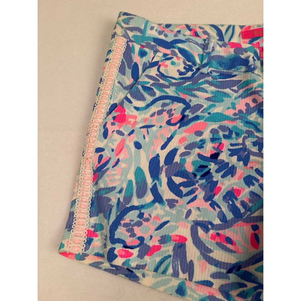 Lilly Pulitzer Callahan Shorts Womens 8 Blue Pink Floral Eyelet Trim Cotton 5in‎